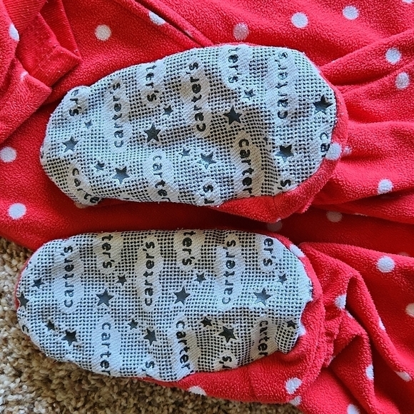 Carter's sleeper with feet - Picture 2 of 4